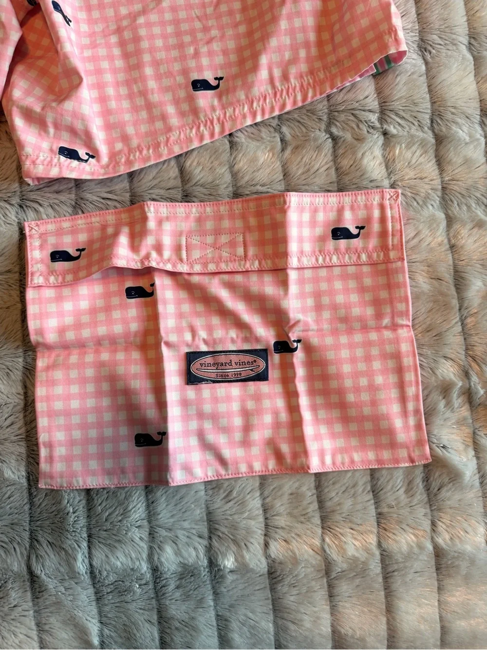Vineyard Vines Men’s Pink Gingham Whale Swim Shorts MEDIUM NWOT